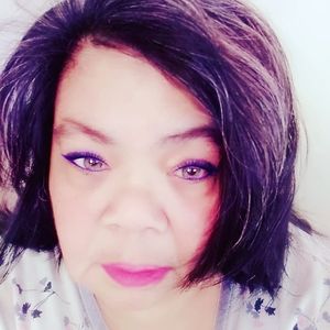 Meet your Posher, Gina